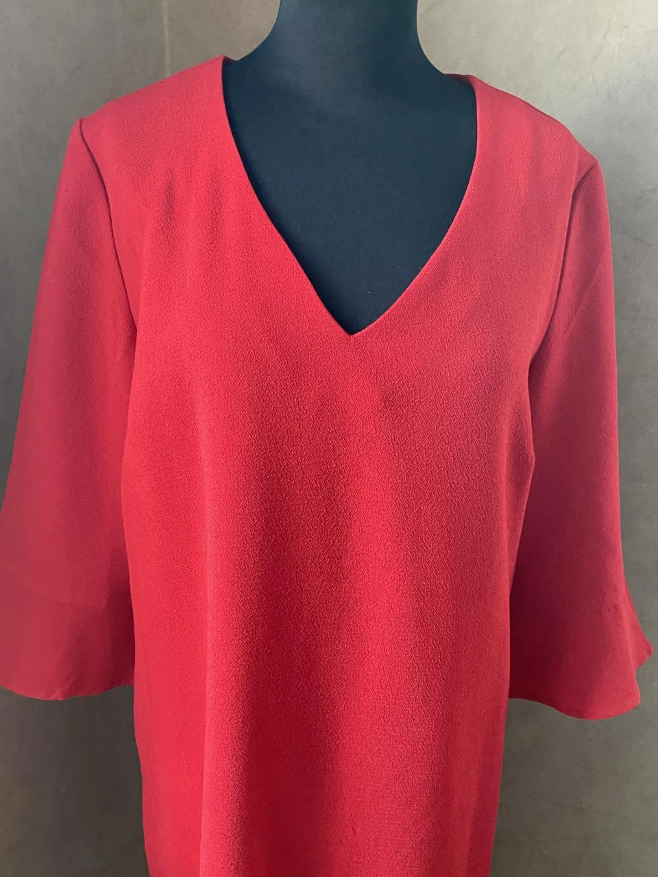 Rode rechte jurk Camaieu maat 42 – Uitlopende mouwen – Elegant & tijdloos – photo 2